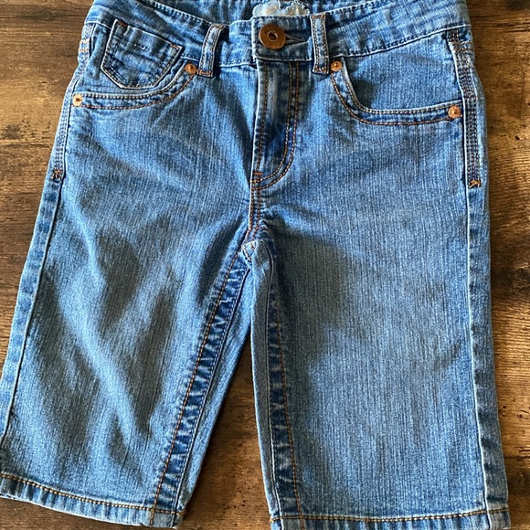 Levi’s girls jean shorts size 10 - Picture 6 of 13